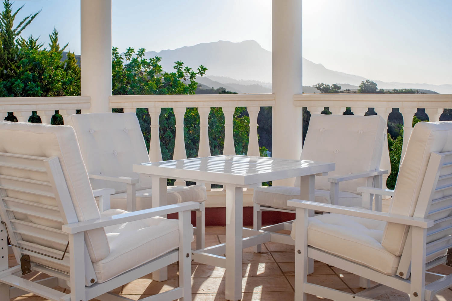 Bord 61 vit aluminium - 85x80 cm