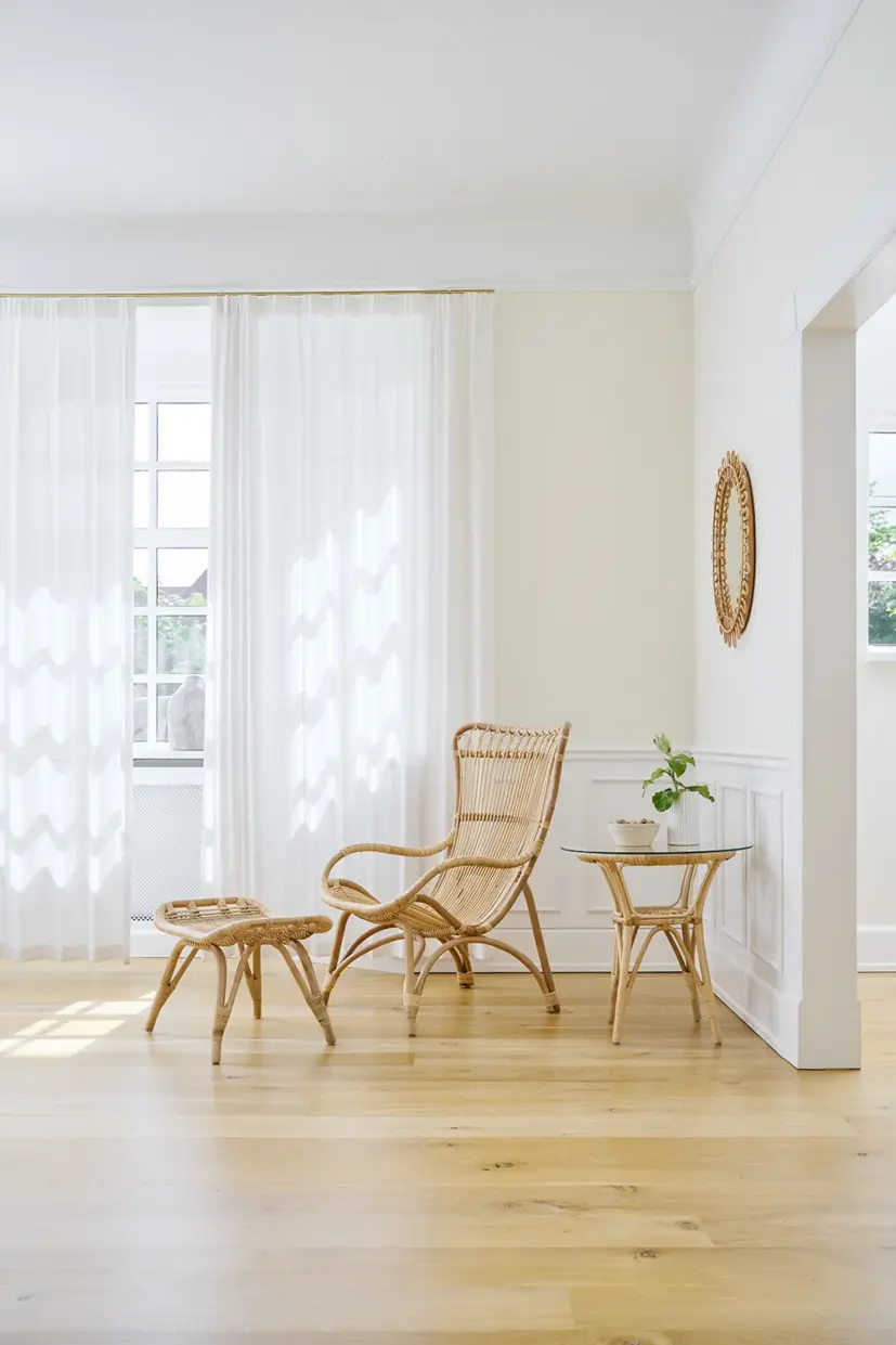 Sika design Monet vilstol + fottpall rotting natur
