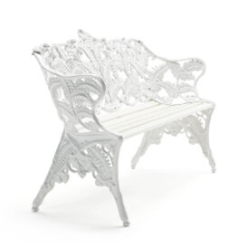 Classic ormbunkssoffa vitlackad