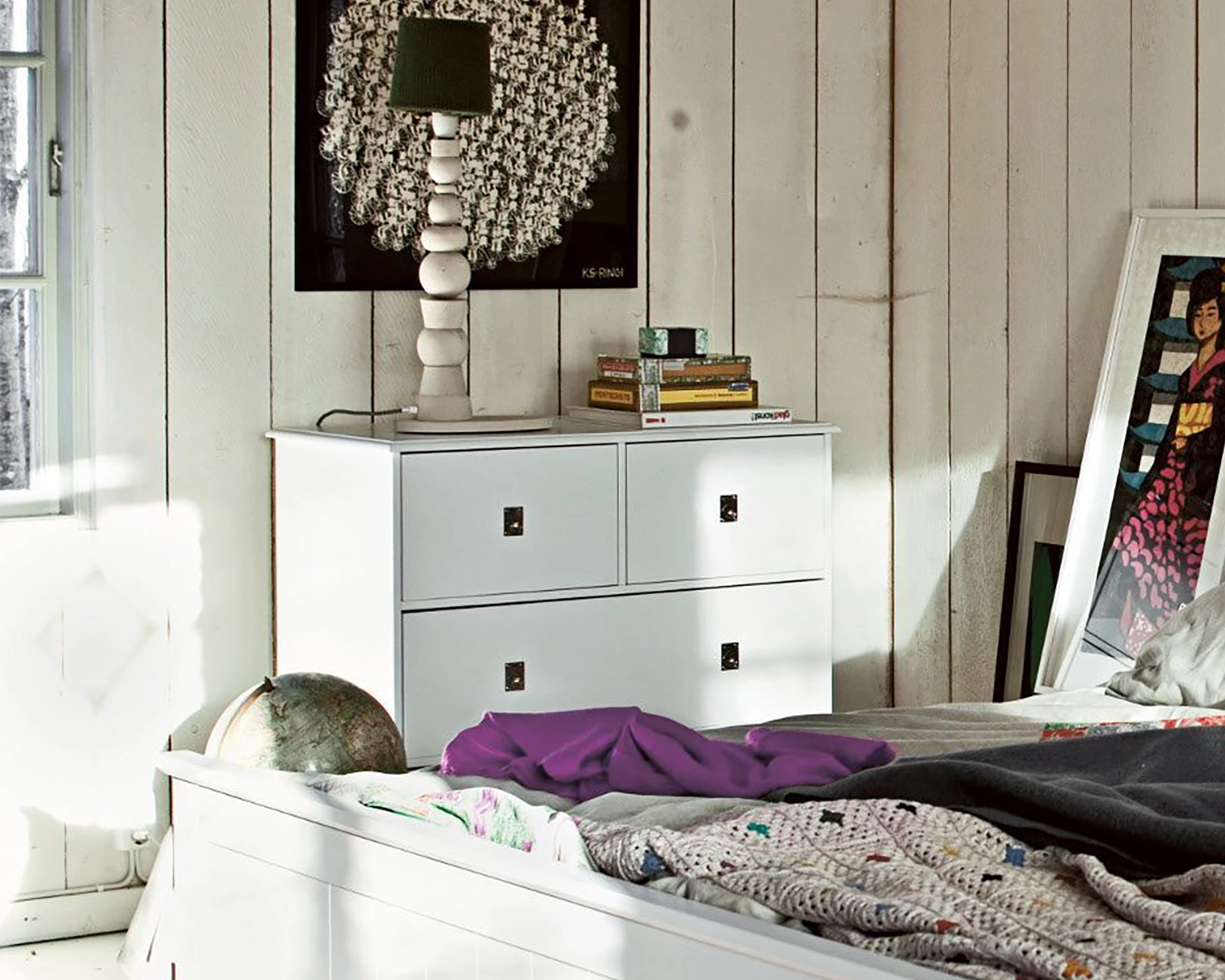 Smögen byrå 4 lådor vit