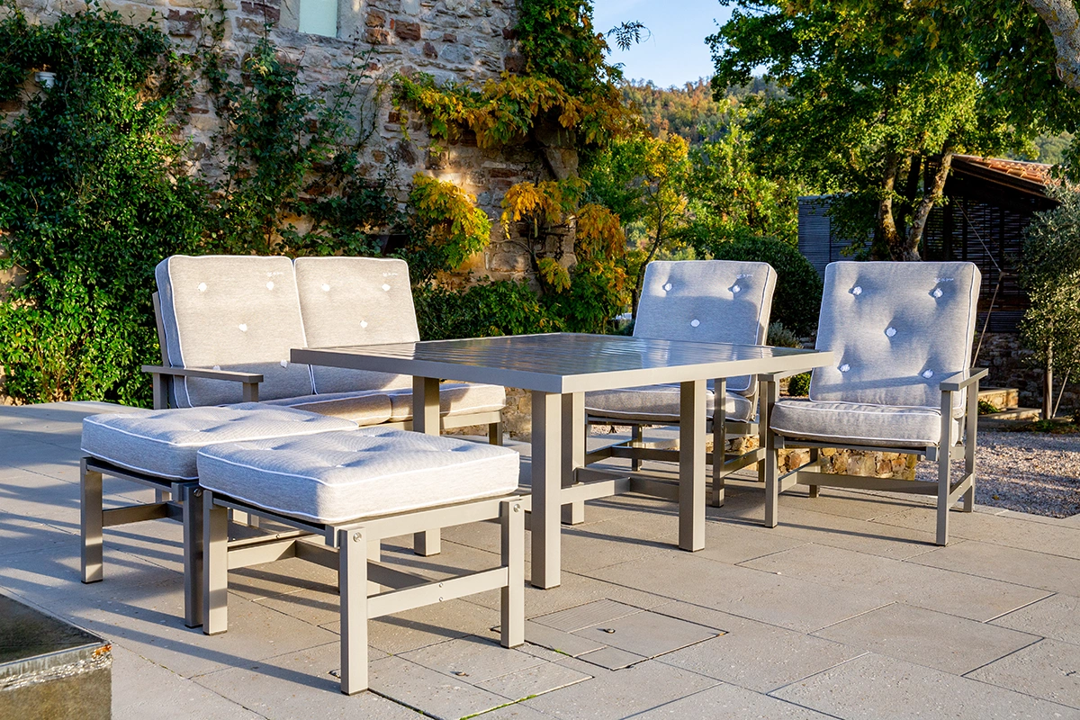 Pall 92 grå aluminium - med dyna