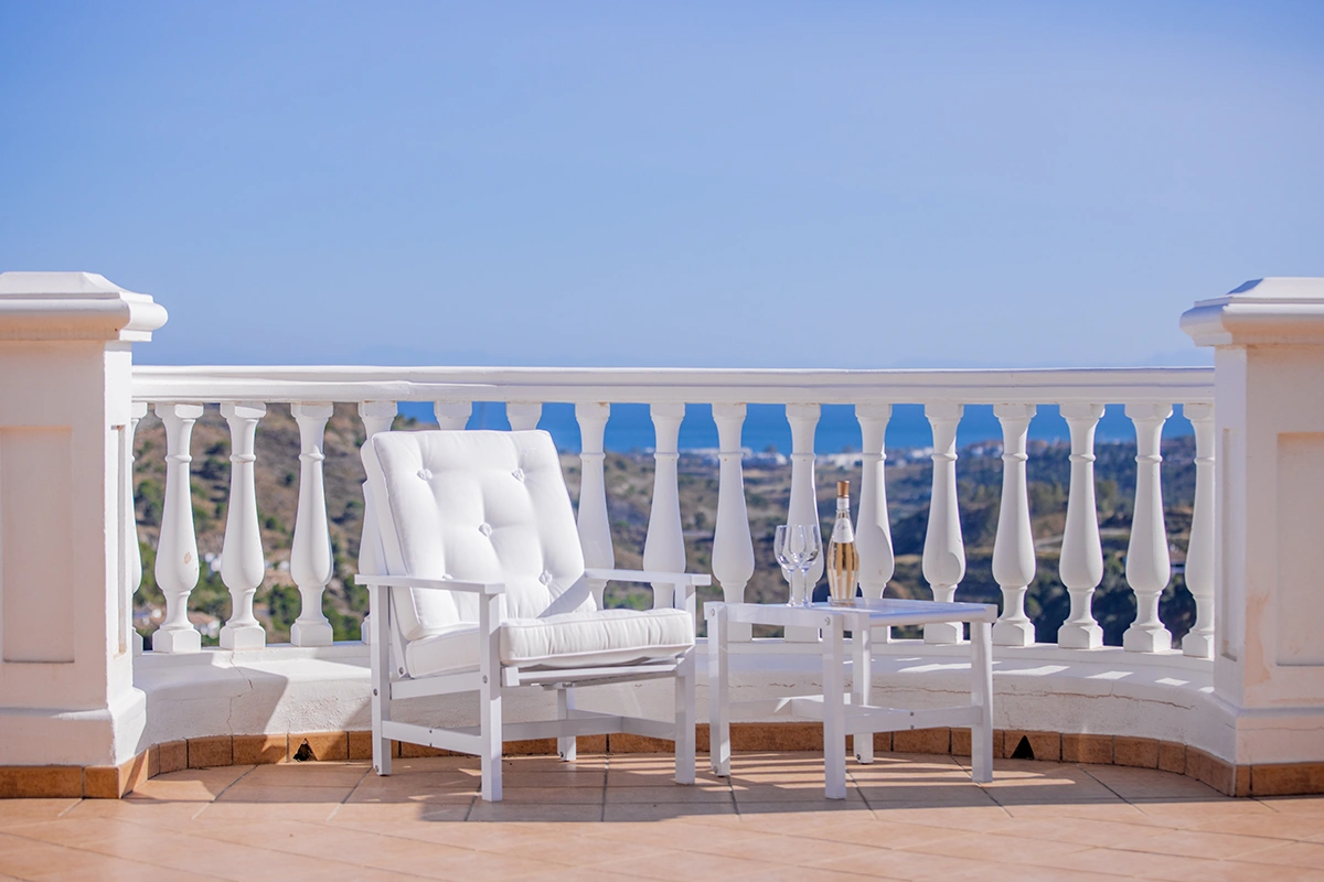 Fåtölj 05 vit aluminium