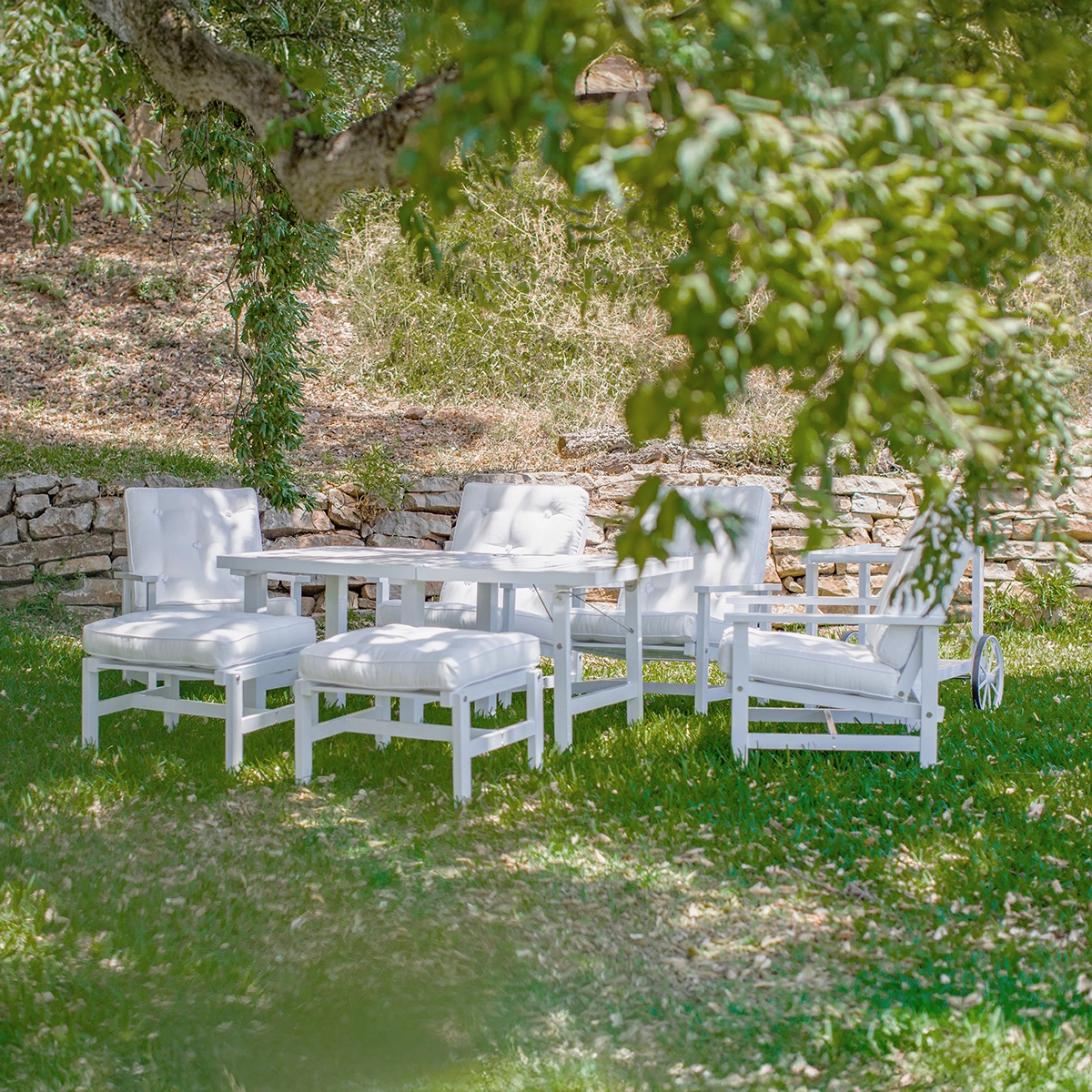 Pall 92 vit aluminium