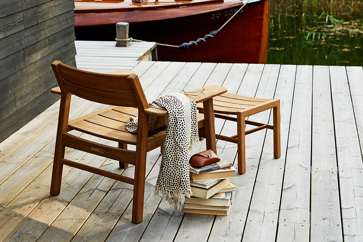 Djurö fåtölj med pall - teak