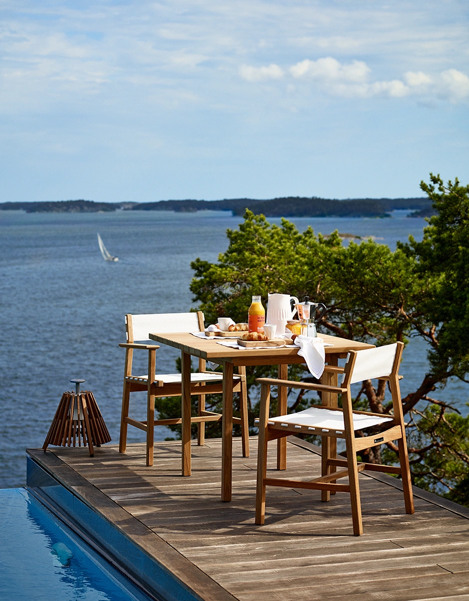 Djurö matgrupp teak - 2 stolar - 100x85 cm