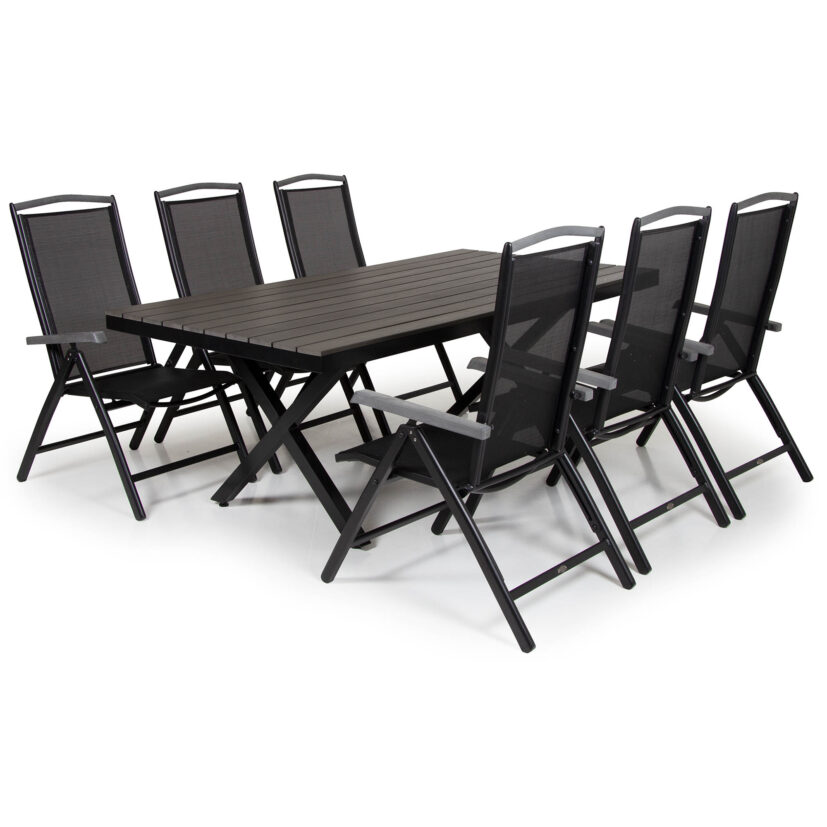 Leone och Andy matgrupp i svart med sex stycken stolar.