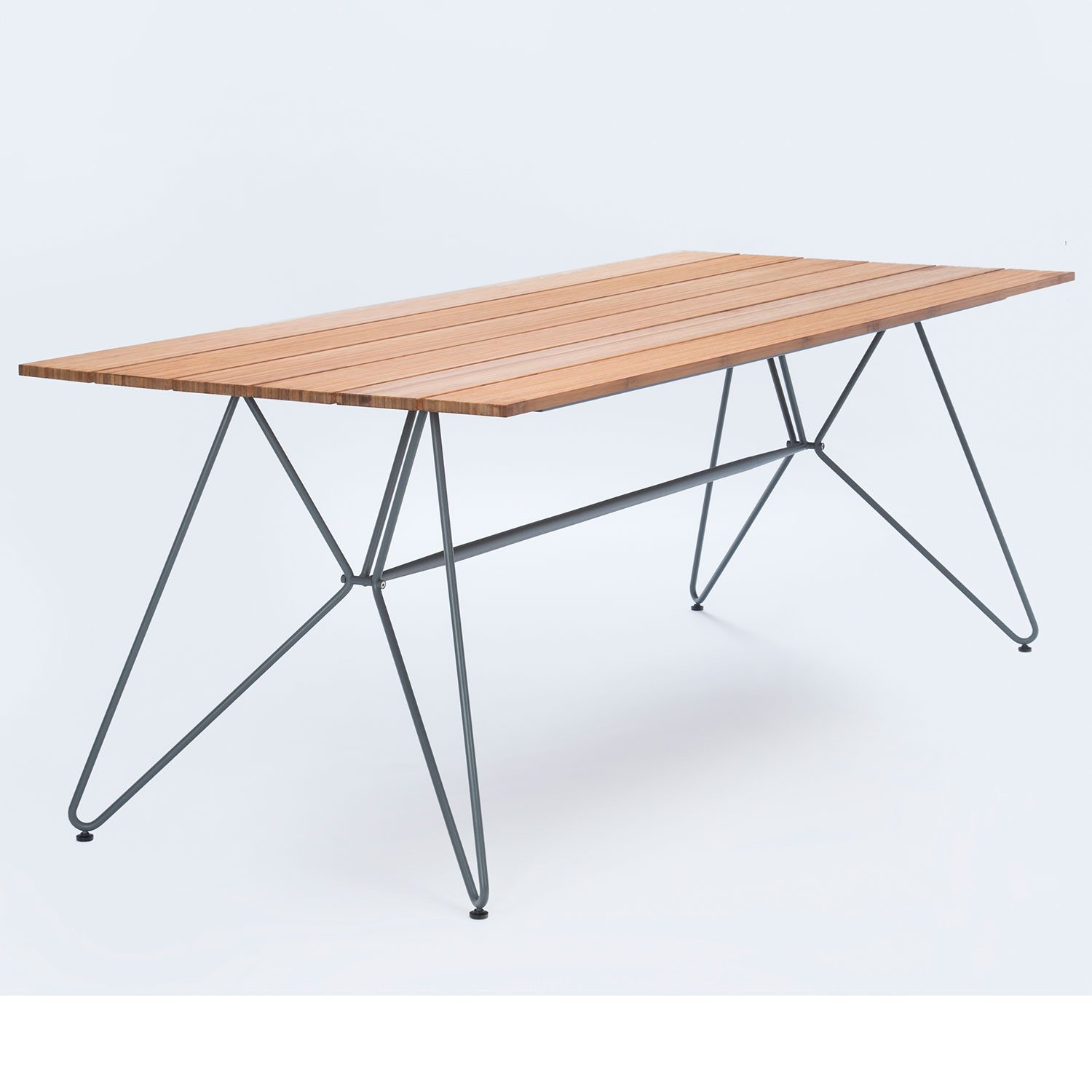 Sketch bord med storleken 220x88 cm i bambu.