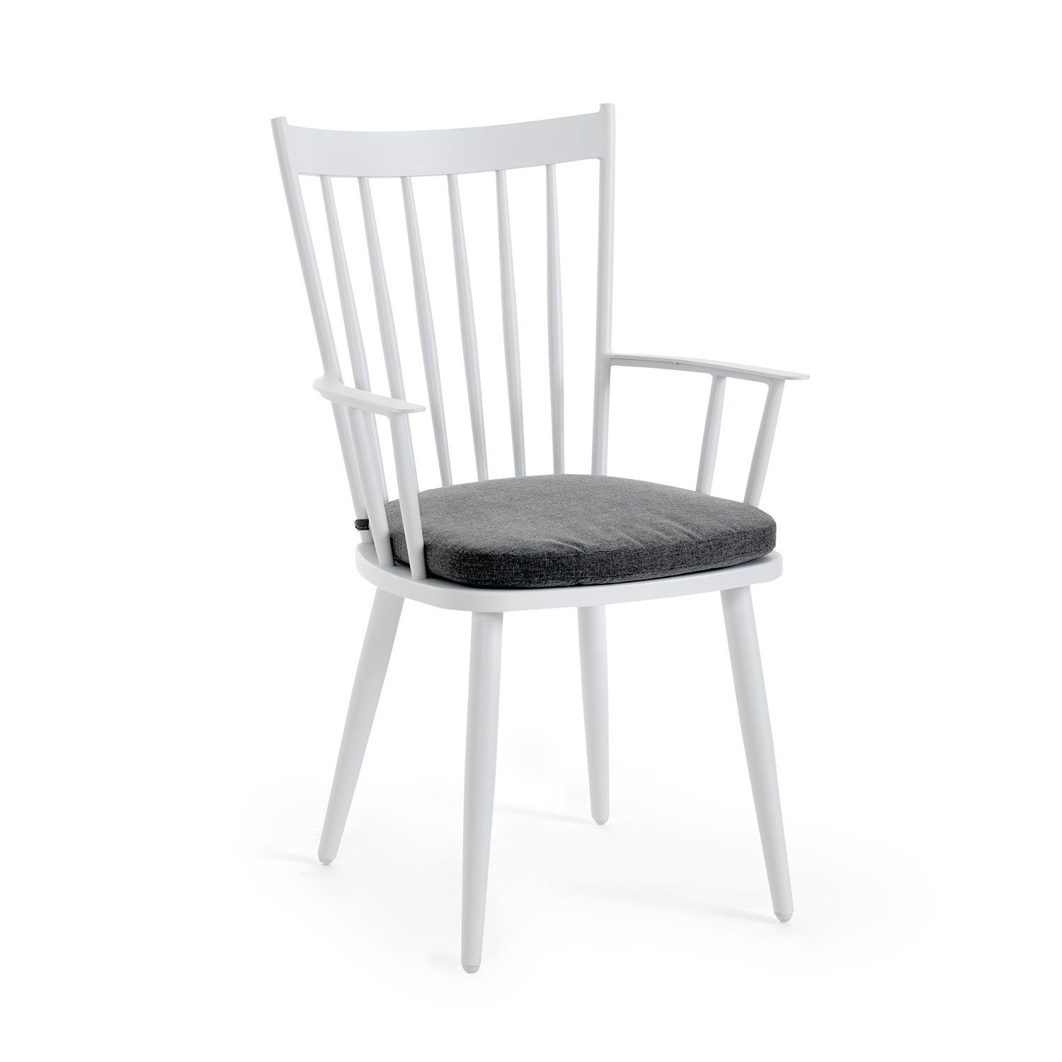 Alvena karmstol i vit aluminium med grå dyna från Brafab.