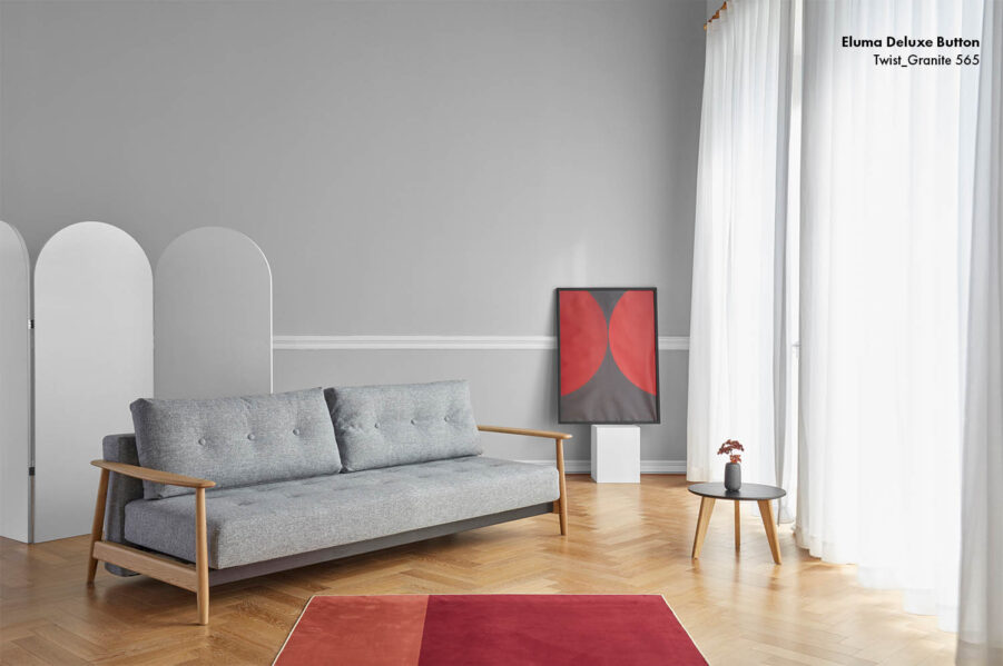 Miljöbild på Eluma Mixed Button bäddsoffa med tyget Twist Granite 565