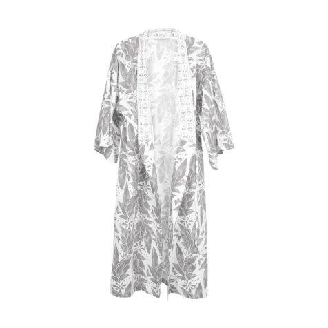 Kimono från Shyness i grått och vitt.