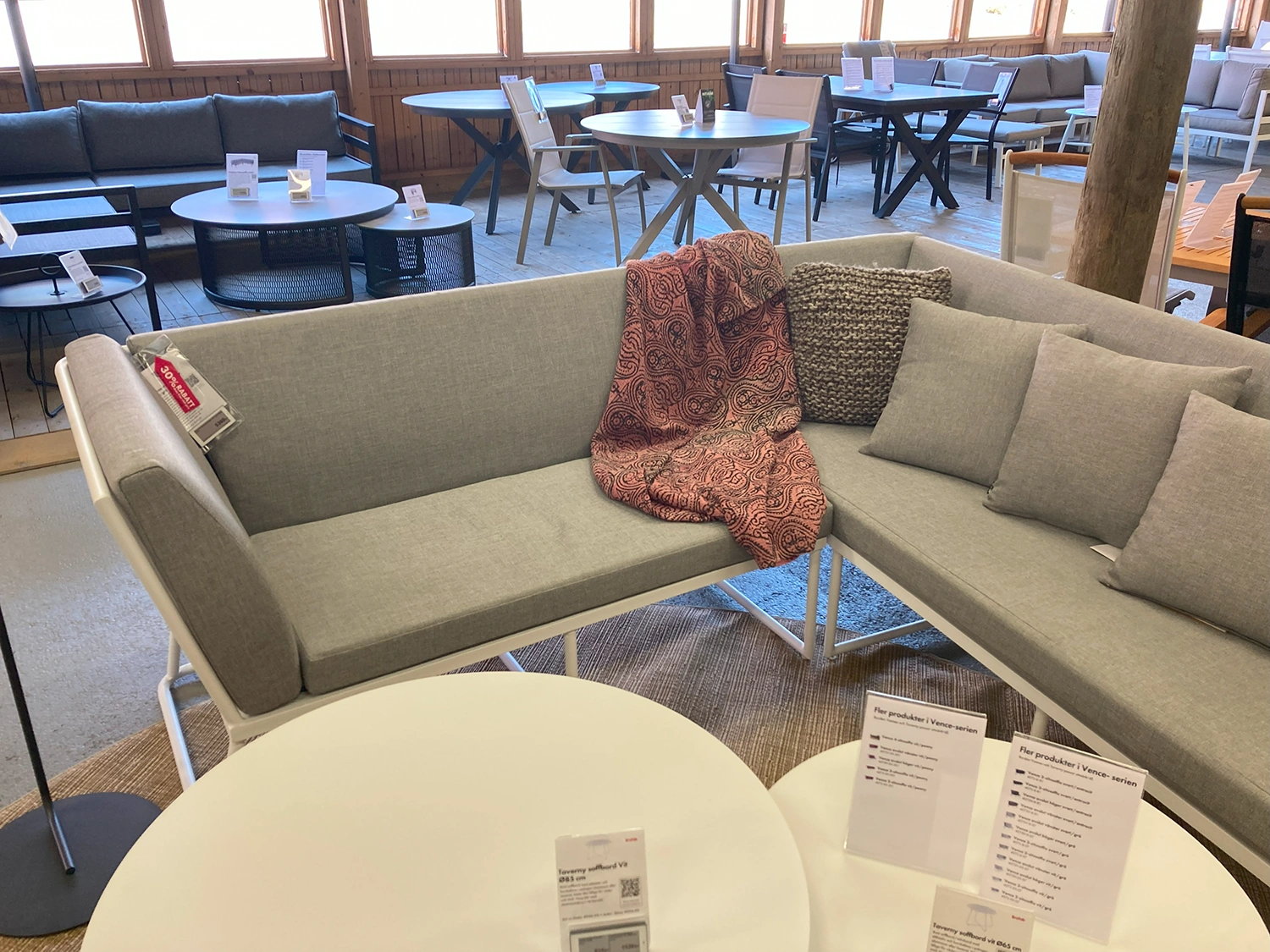 Vence hörnsoffa liten vit/grå