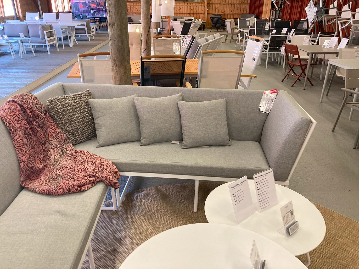 Vence hörnsoffa liten vit/grå