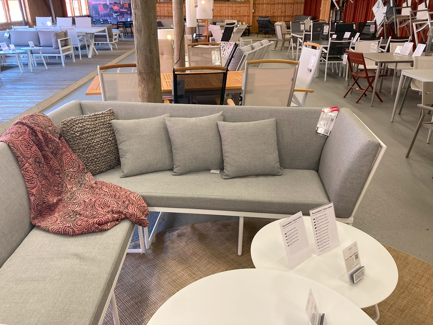 Vence hörnsoffa liten vit/grå