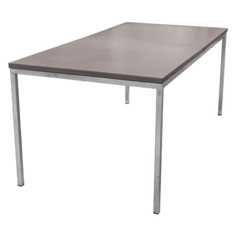 Mystic Black matbord i betong i storleken 180x90 cm.