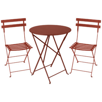 Bistro cafégrupp i färgen röd ockra.