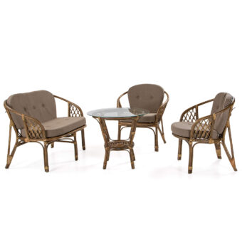 Maria soffgrupp med beigemelerade dynor.