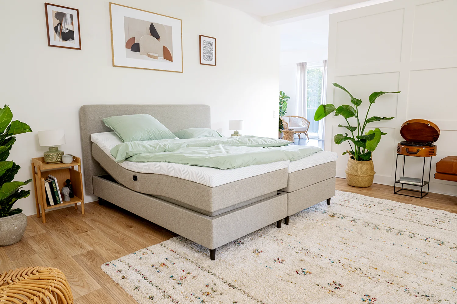 Tempur Promise ställbar säng inkl. sänggavel