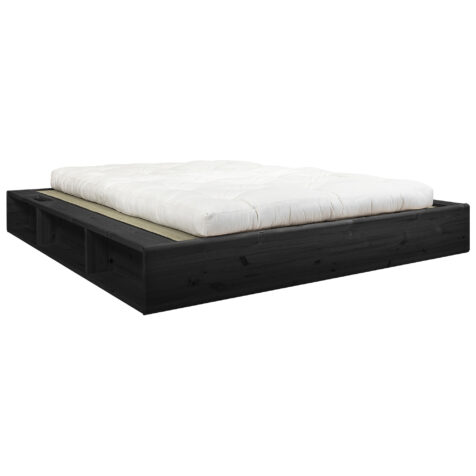 Ziggy sängram i svart med tatami-mattor och futon i vitt.