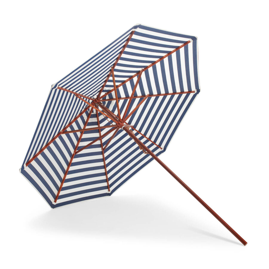 Messina parasoll 270 cm i diameter blårandigt.