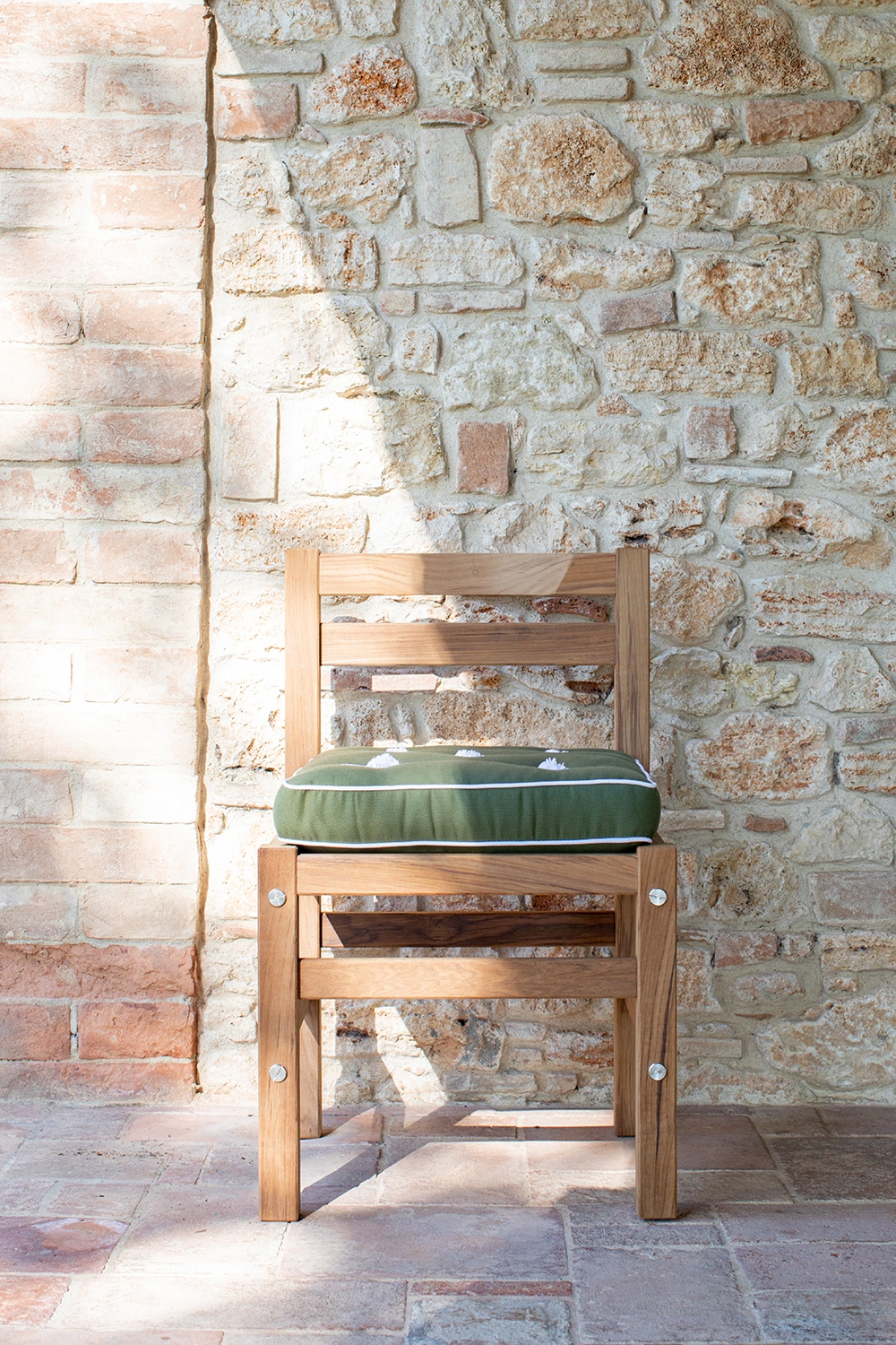 Stol 06 teak - med dyna