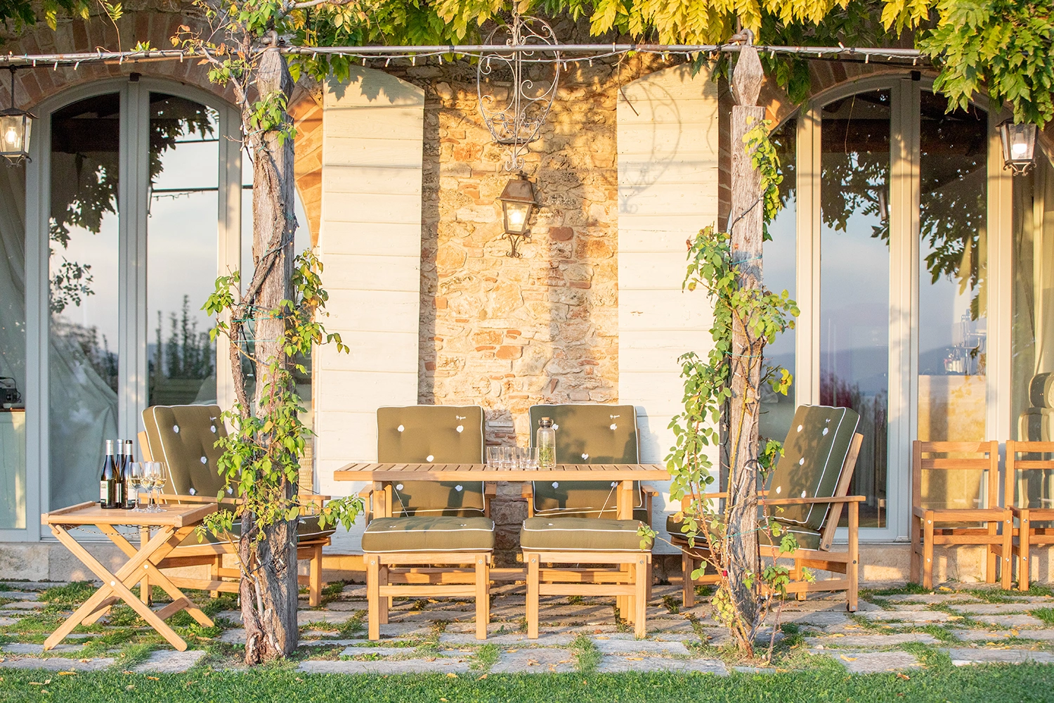 Pall 07 teak - med dyna