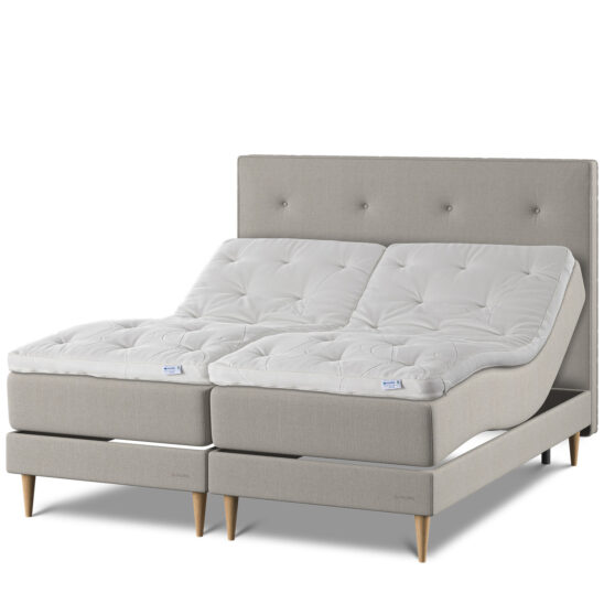 Hilding Family Plus ställbar säng inkl. gavel och ben