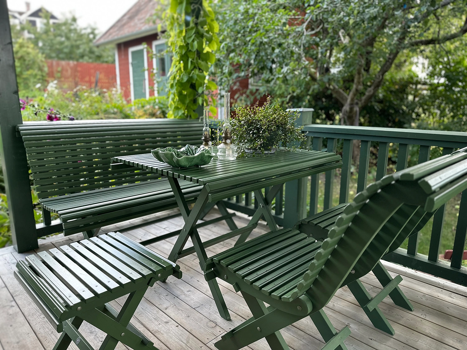 Sundborn bord skogsgrön 125x80 cm