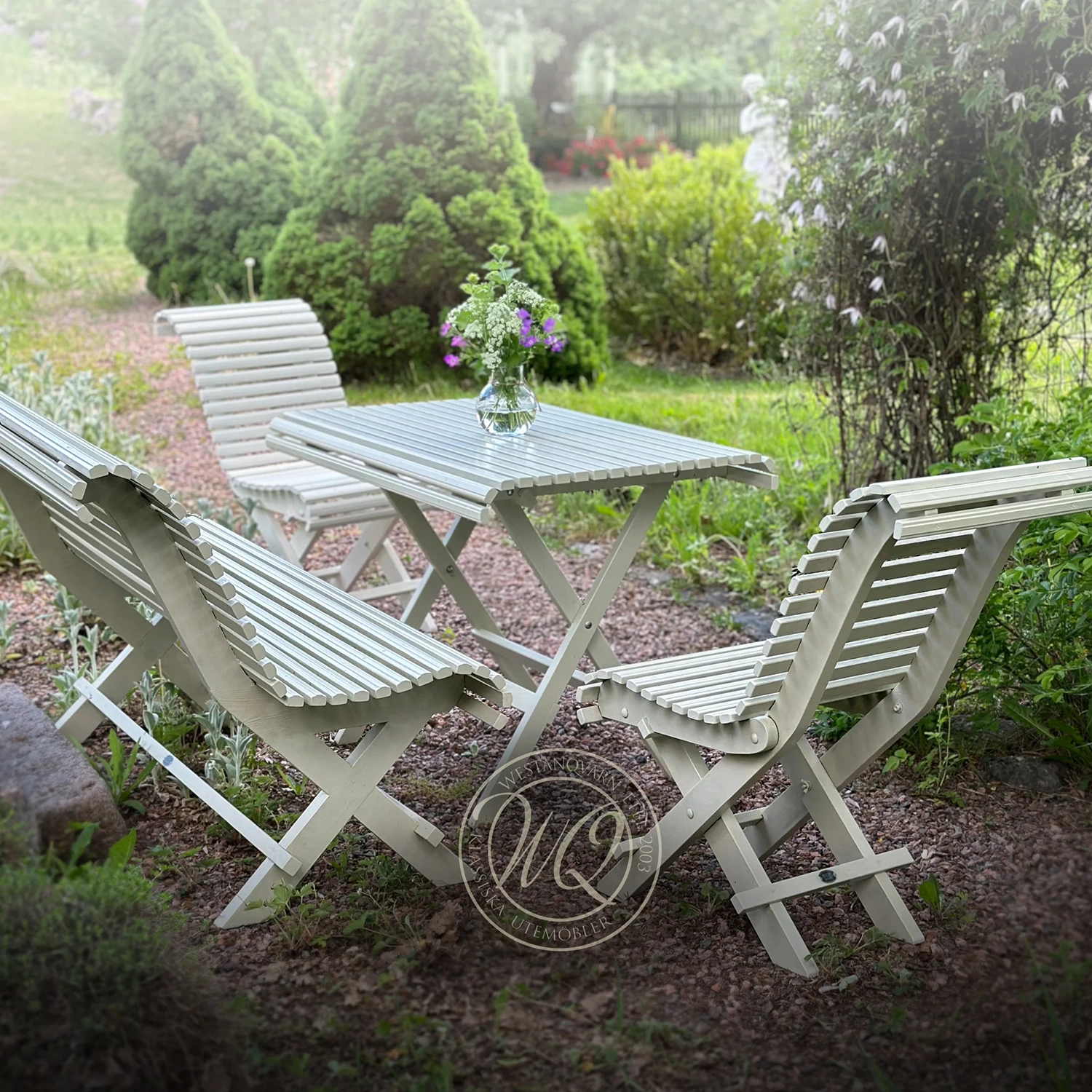 Sundborn bord varmvit 75x70 cm