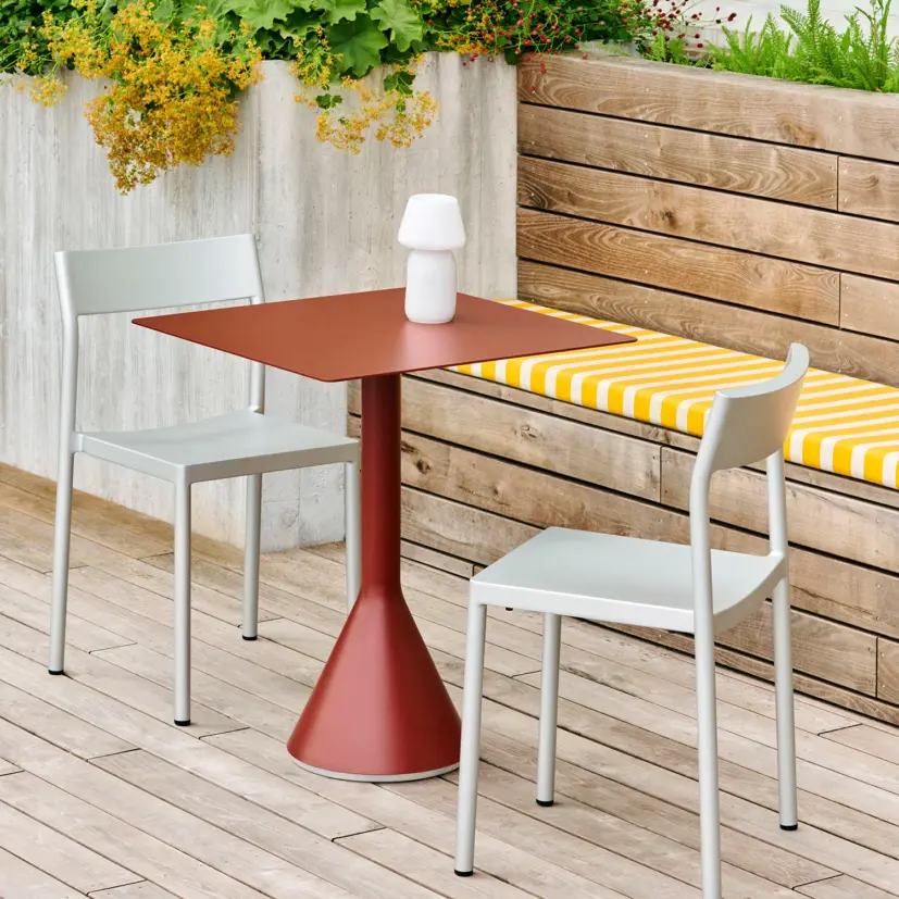 Palissade Cone bord röd 65x65 cm