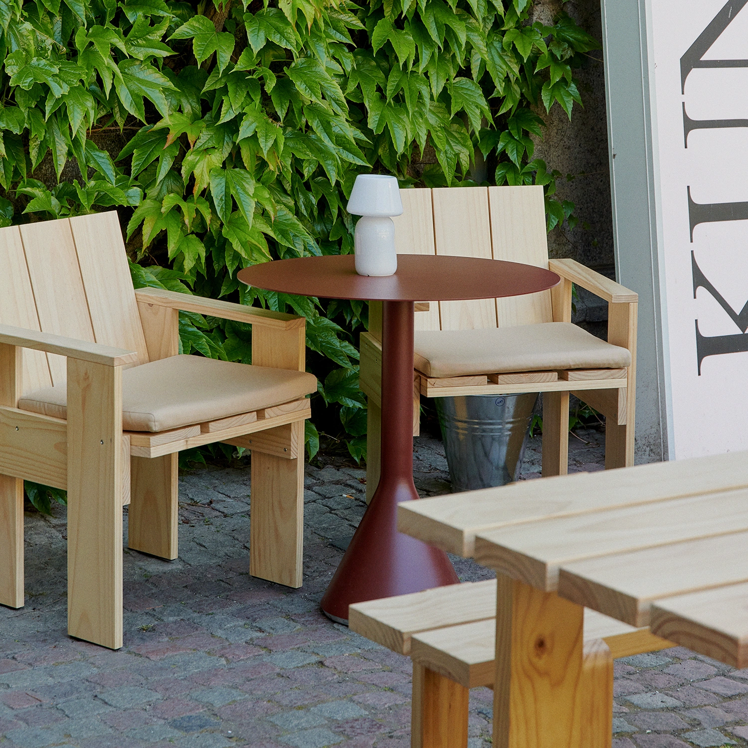 Palissade Cone bord röd Ø70 cm