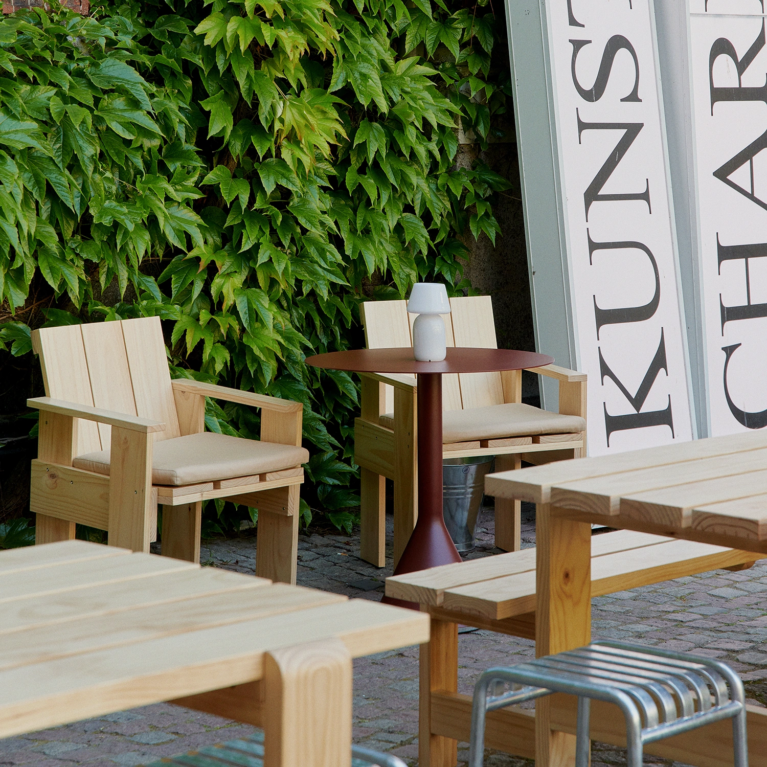 Palissade Cone bord röd Ø70 cm