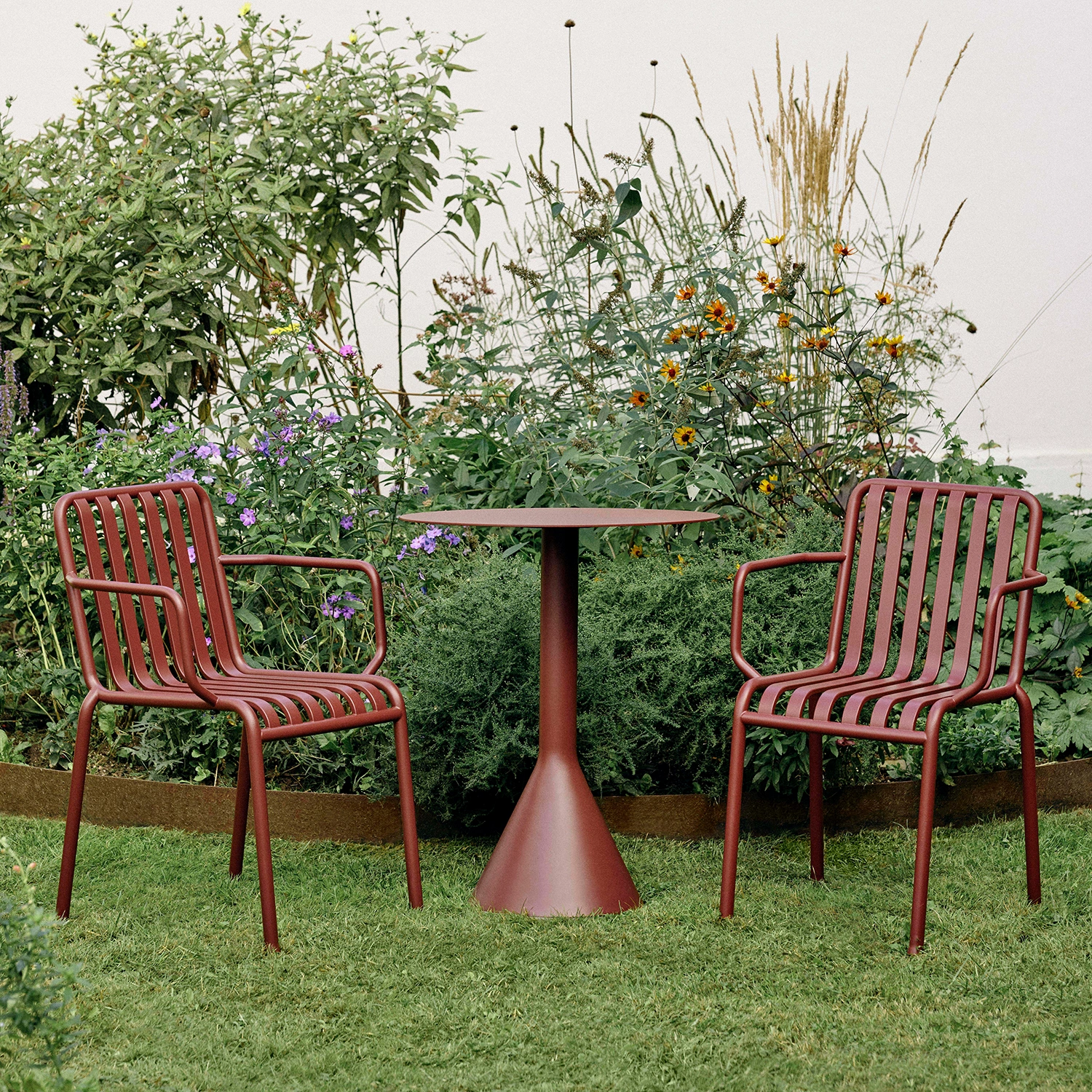 Palissade Cone bord röd Ø70 cm