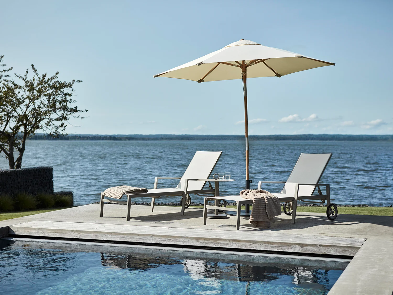 Leone solsäng Khaki/offwhite