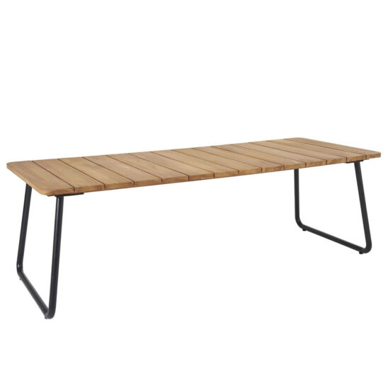 Ett matbord med plats för två eller tre längs med långsidan. Unik design i tidlösa...