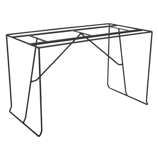 Utgå från denna smala, eleganta bordsram och välj skiva från serien Laminat för ett bord som passar...