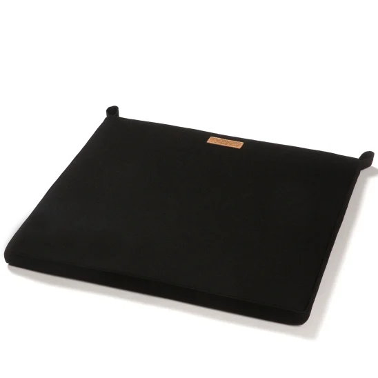 A2 sittdyna svart 50x43 cm (1936-1963)