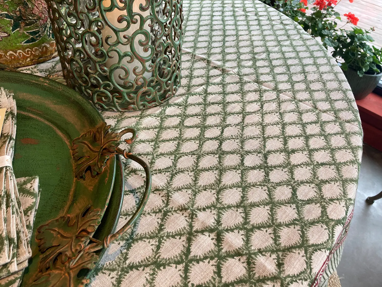 Bordsduk Linne Cypress grön, 150x350 cm