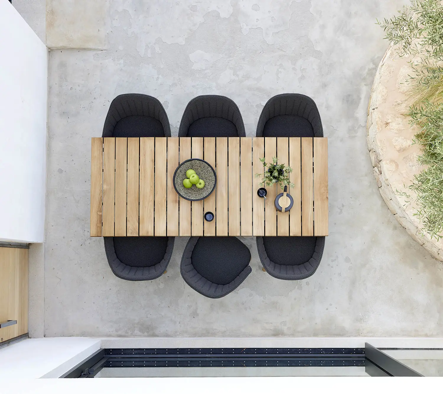 Choice matstol Sand Free/Svart med medar