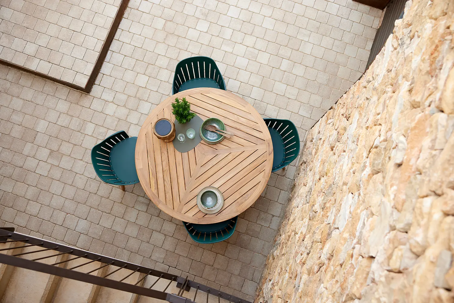 Define matbord Teak Ø144 cm