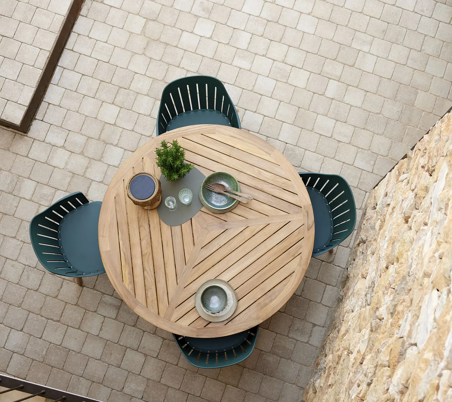 Define matbord Teak Ø144 cm