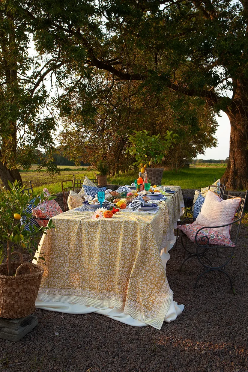 Bordsduk Margerita yellow olive 150x230 cm