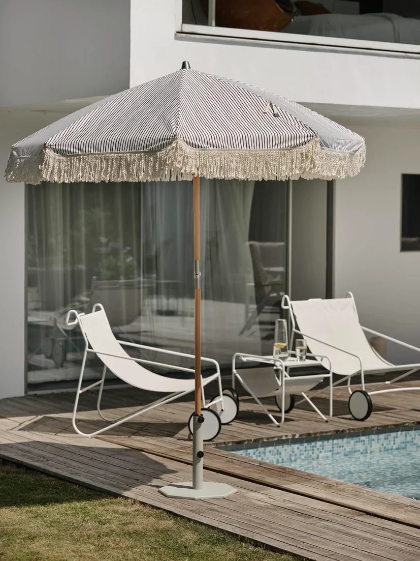 Poul Chair loungefåtölj Vit