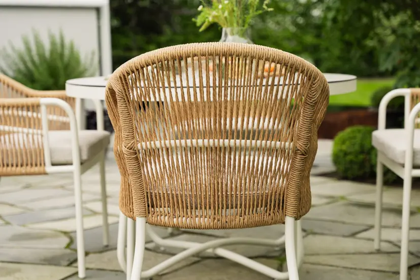 Olivia matgrupp cream/natur, 4 stolar Ø110 cm