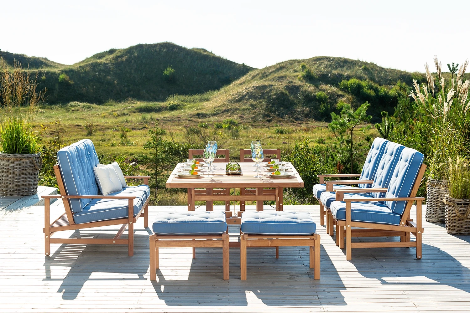 Soffa 09 redwood - med dynor