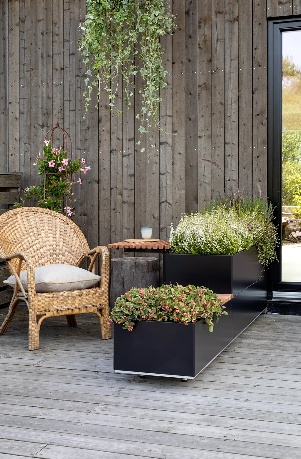 BEDD sidobord 40x43 cm