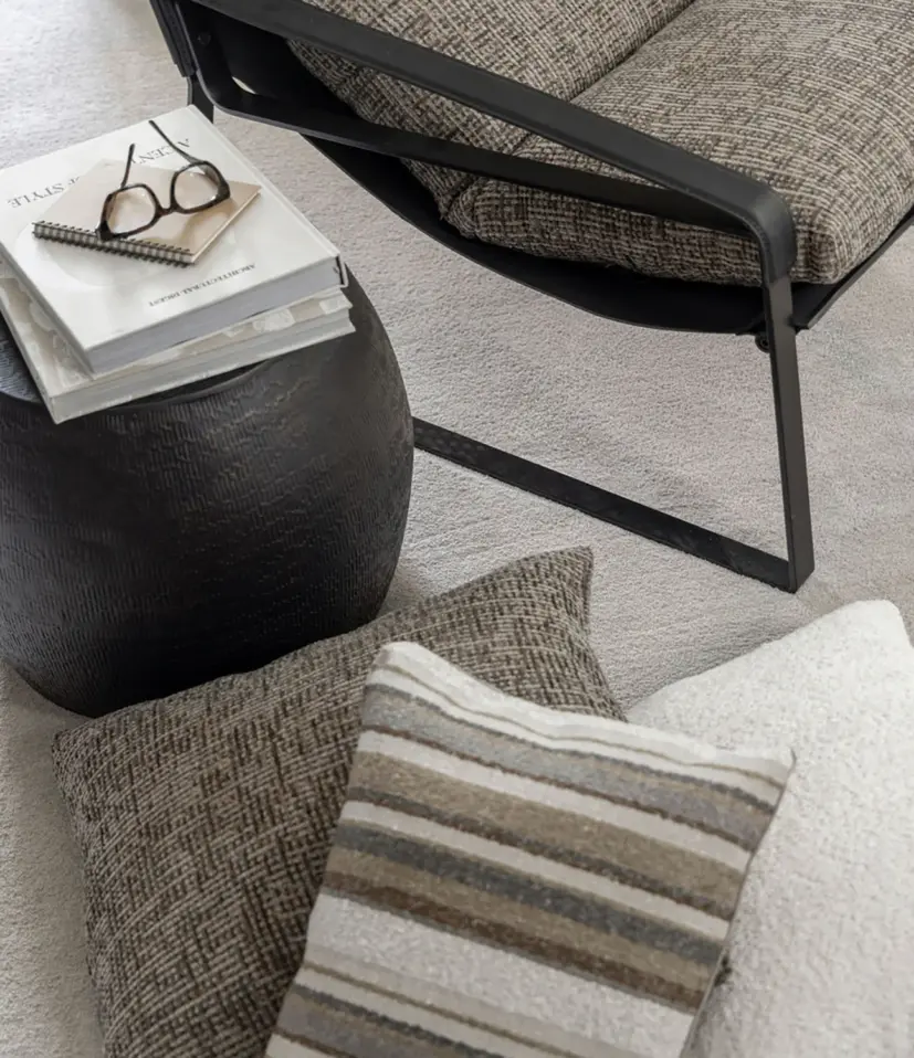 Kuddfodral Sassi stripe linen