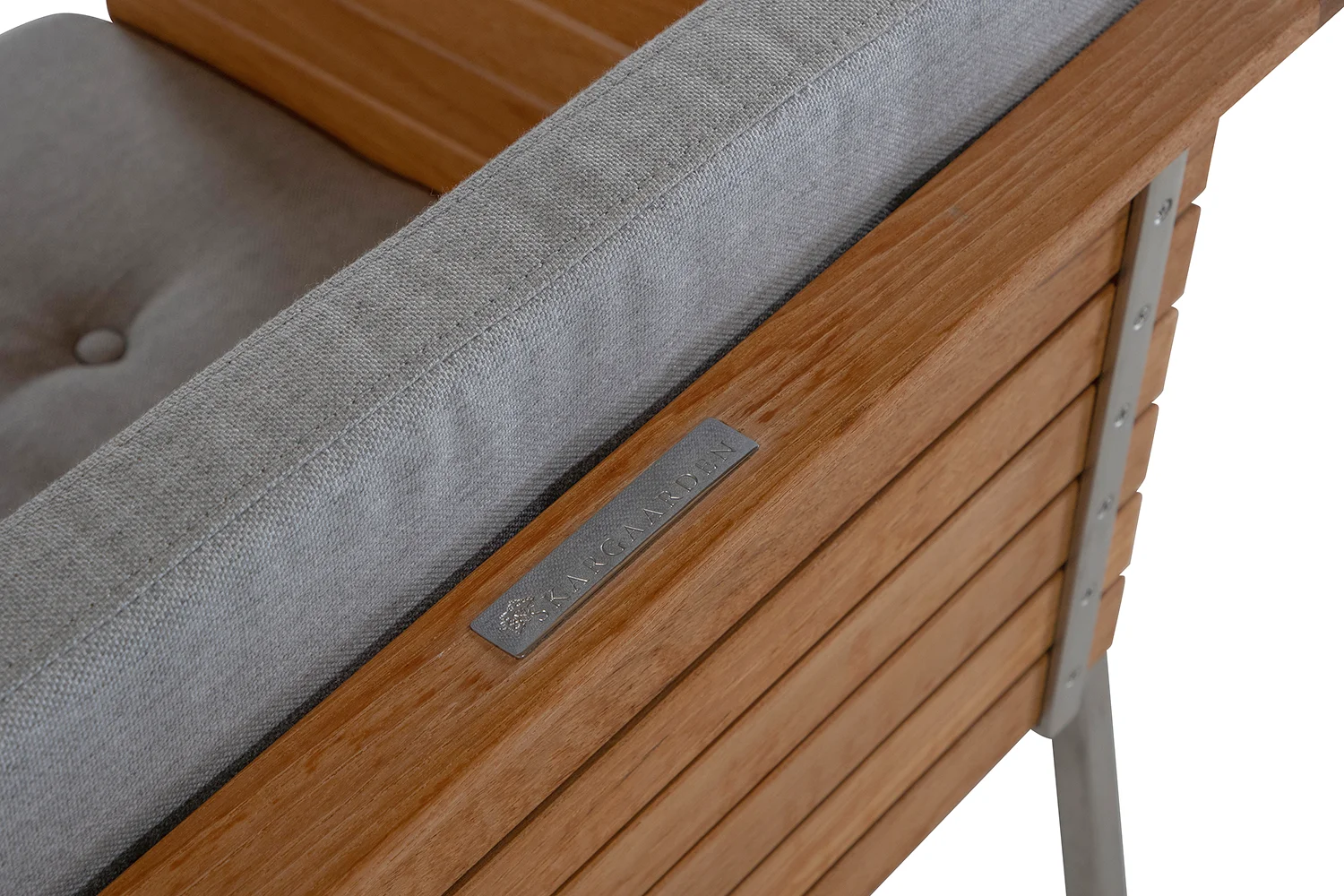 Häringe karmstol teak/stål/ljusgrå