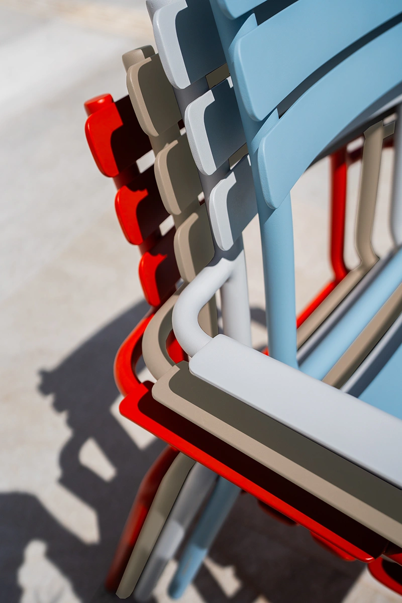 Alua karmstol isblå