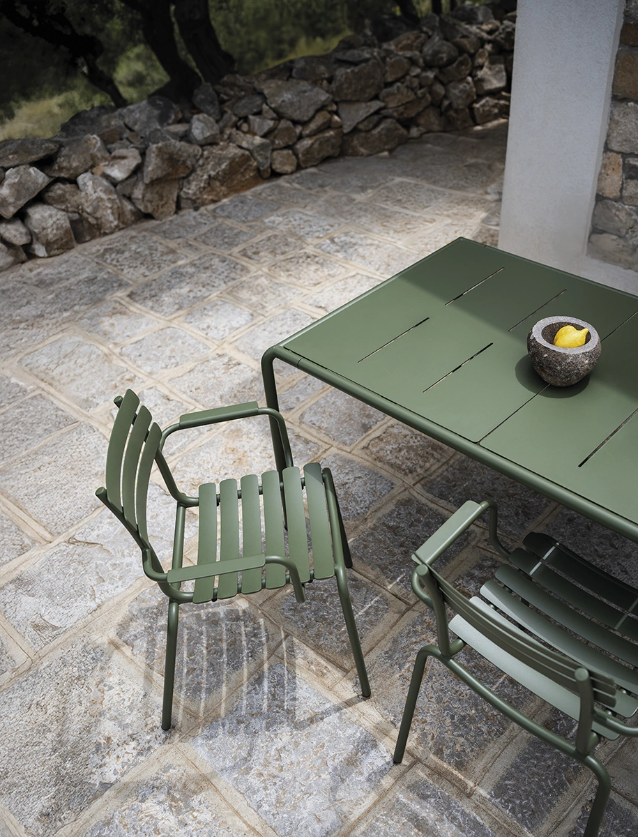 Alua karmstol olivgrön