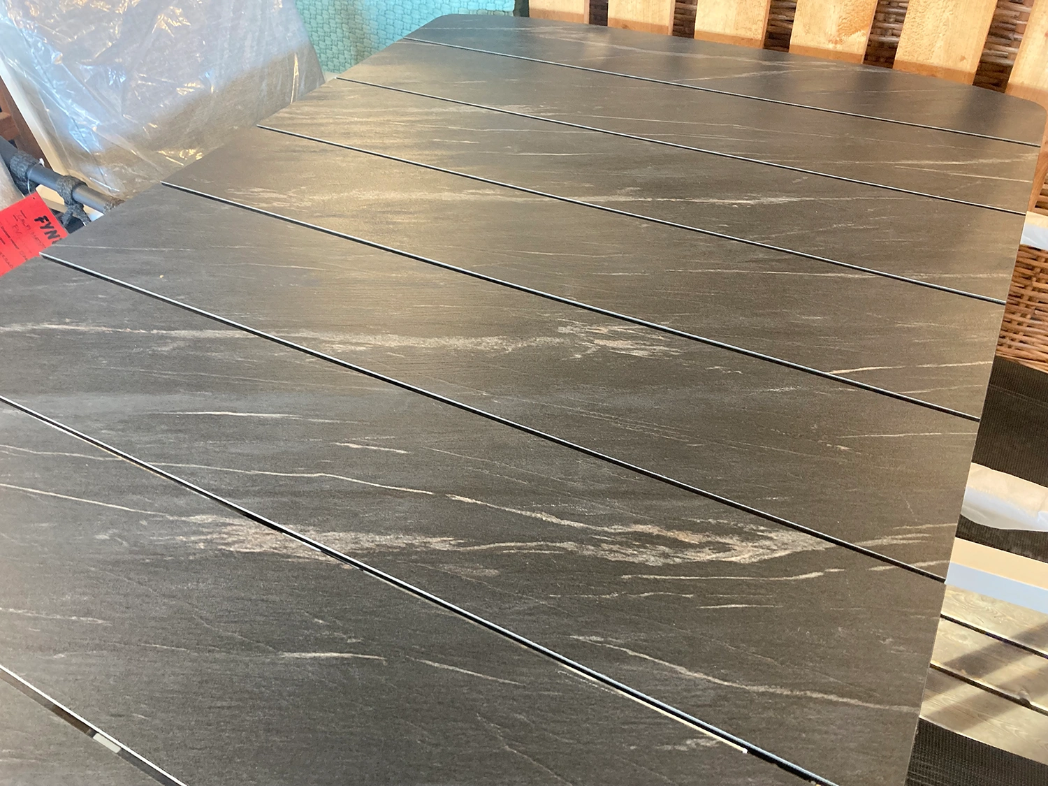 Callander matbord vit/mörk sten 208x100 cm